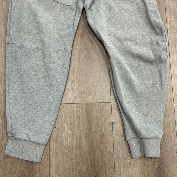 Nike Tech Fleece Jogger Pants Sweatpants size Medium M Gray B8 - Picture 3 of 8